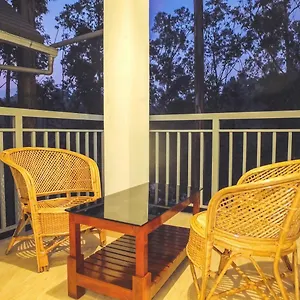**** Resort Eucalyptus India